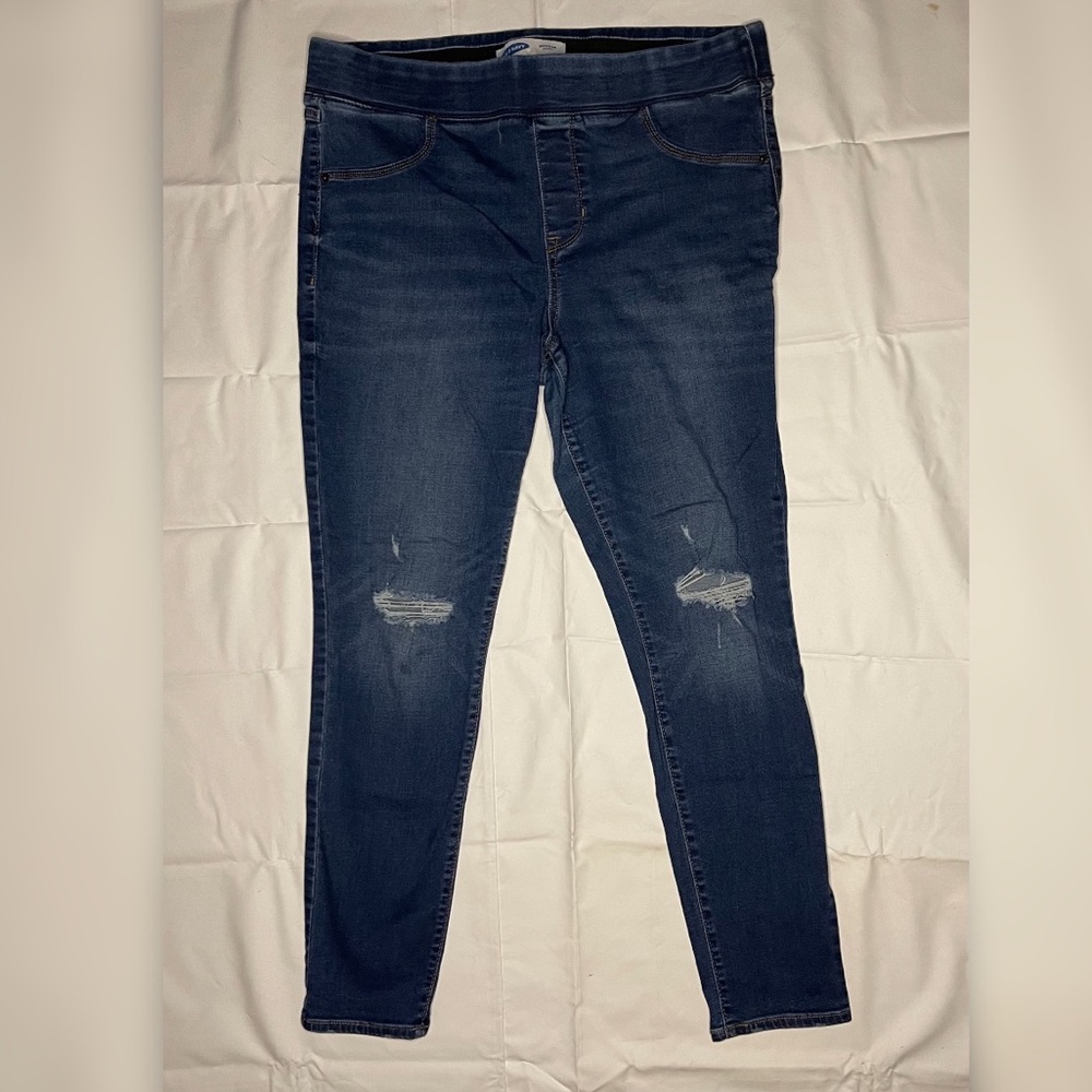 Old Navy Rockstar Jegging Destroyed